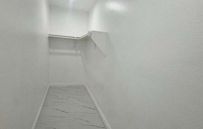 1 bed, 1 bath, 916 sqft, $2,175, Unit 2-311
