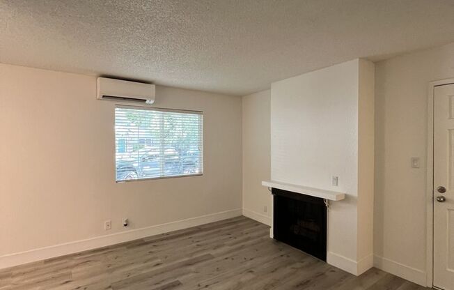 Capitol Lanai Apartments