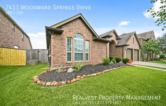 7413 WOODWARD SPG DR