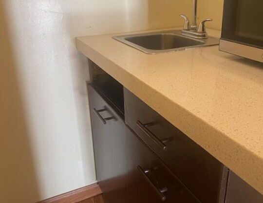 Studio, 1 bath, 300 sqft, $1,999, Unit 5