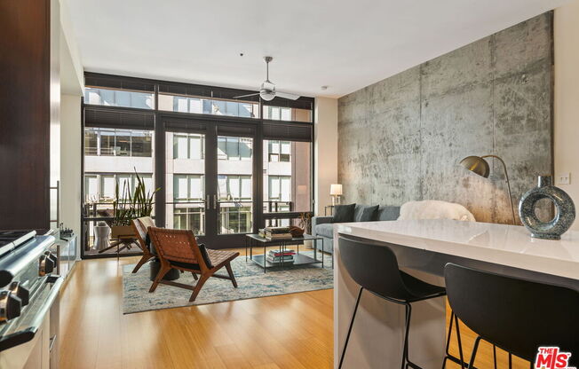 1 bed, 1 bath, 1,030 sqft, $2,995, Unit 1205
