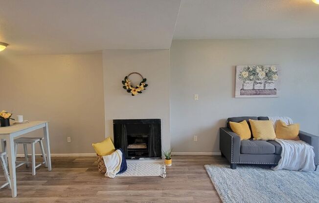 2909 DAWN DR