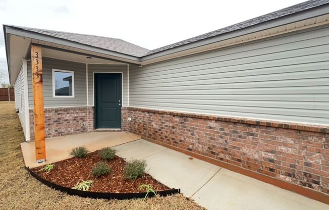 Brand New 4 Bed 2 Bath Home in Mustang School District