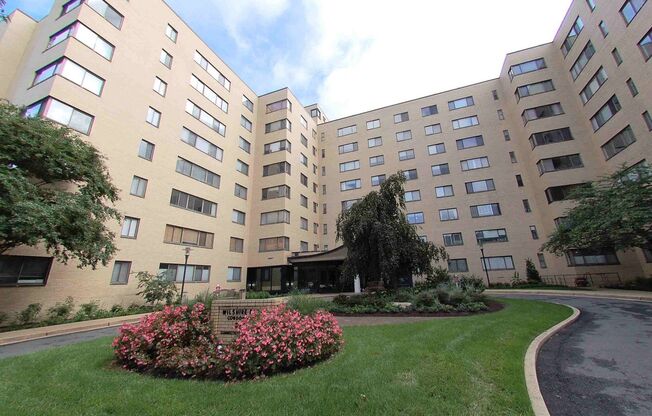 Spacious Studio Apartment in Cleveland Park