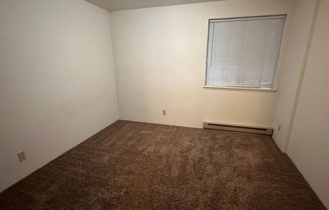 2 beds, 1.5 baths, 950 sqft, $1,600, Unit A103