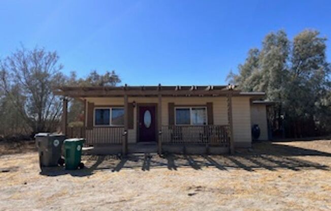 Charming 2 Bedroom, 2 Bath Home in Peaceful Morongo Valley