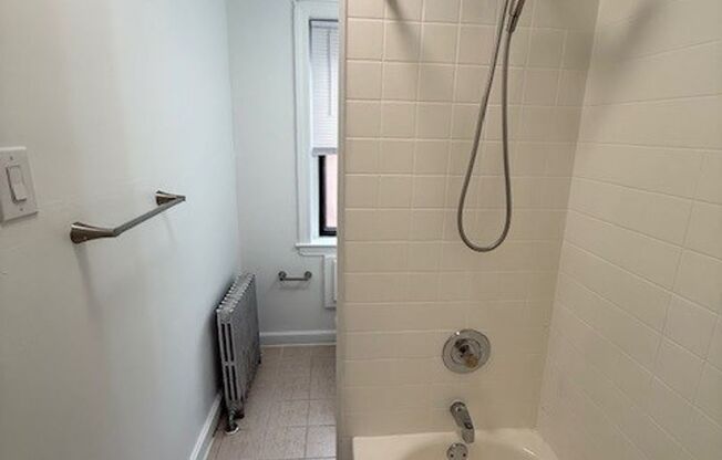 1 bed, 1 bath, $1,425, Unit #A301
