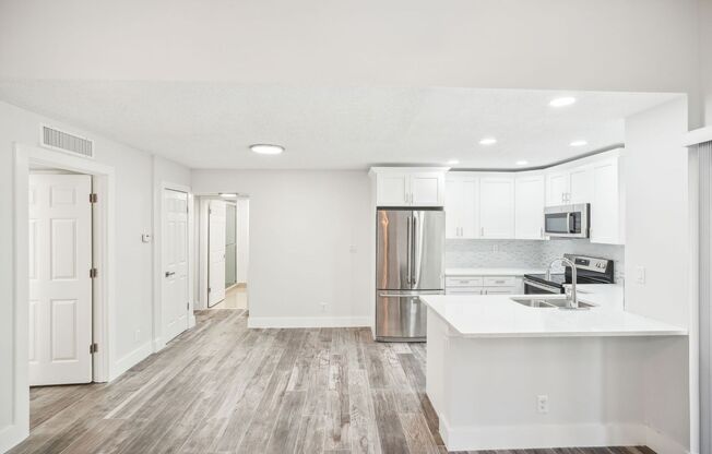 3 beds, 2 baths, 1,108 sqft, $2,150, Unit 1806