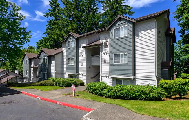 2 beds, 2 baths, 1,030 sqft, $1,775, Unit 1132