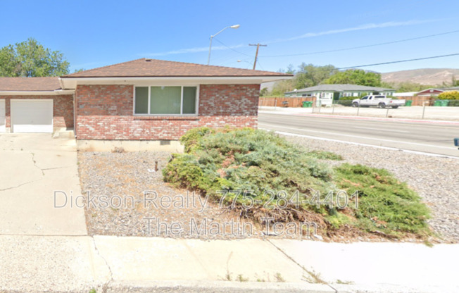 685 GENOA AVE