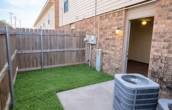 1 bed, 1 bath, 550 sqft, $795, Unit 8A