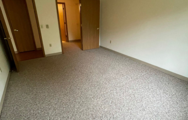 2 beds, 2 baths, 1,040 sqft, $1,100, Unit TE218X-226