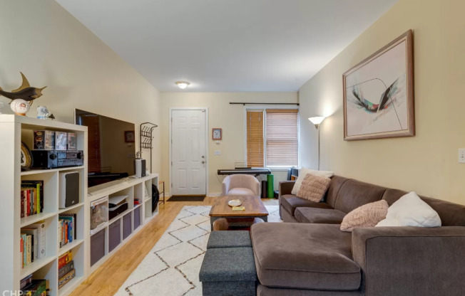 1441 W FILLMORE ST