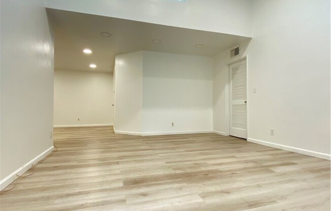 2 beds, 2 baths, 982 sqft, $2,950, Unit 278