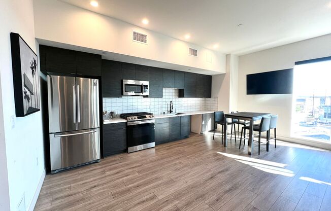 1 bed, 1 bath, 621 sqft, $3,250, Unit 206