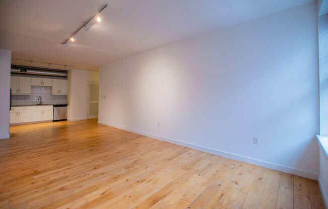 1 bed, 1 bath, 602 sqft, $2,108, Unit 315