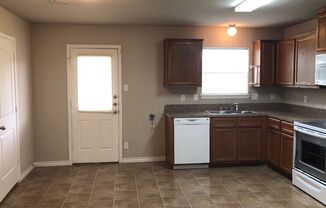 3 beds, 2 baths, $1,595