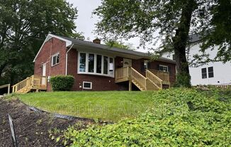 2826 JAMES DR