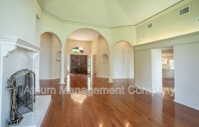 6136 DORA DR