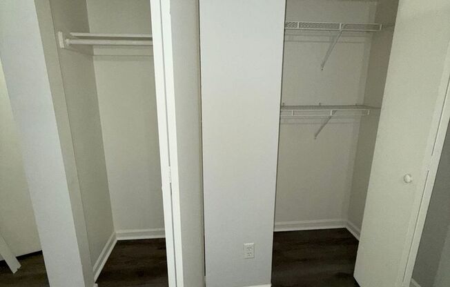 1 bed, 1 bath, 646 sqft, $785, Unit 352B
