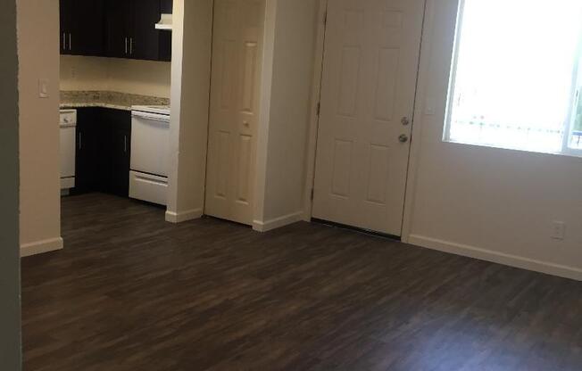 1 bed, 1 bath, 650 sqft, $1,225, Unit 201