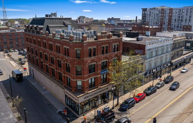 MARKET STREET APARTMENTS