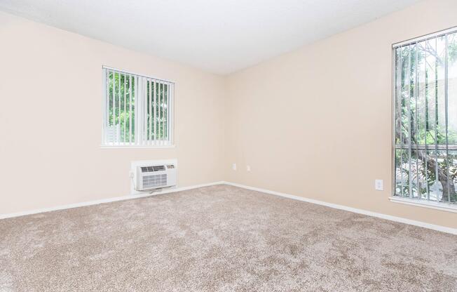 1 bed, 1 bath, 710 sqft, $1,385