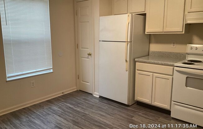 2 beds, 1.5 baths, 950 sqft, $1,295, Unit 05620