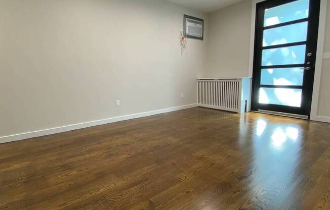 1242 BAY RDG AVE