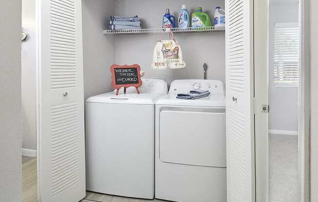 Full Size Washer & Dryer