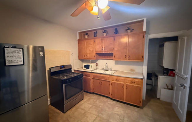 36 W CEDAR