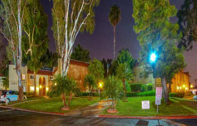 Grande Apartments - Front Entrance