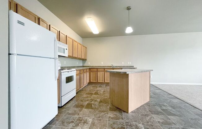 1 bed, 1 bath, 766 sqft, $1,045, Unit 109