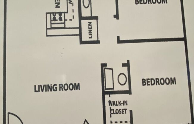 2 beds, 1 bath, 849 sqft, $1,525, Unit 035