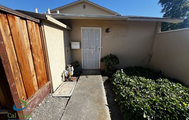 $2,895 Cute cozy 2/1 Condominium in South San Jose