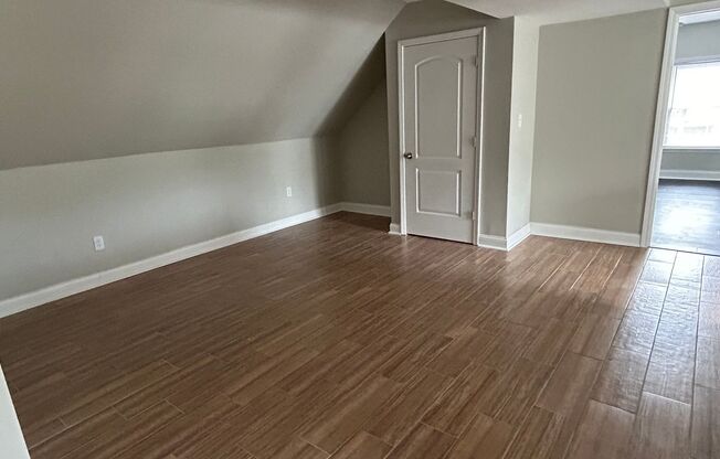 Recently Remodeled 1 Bedroom Apartment