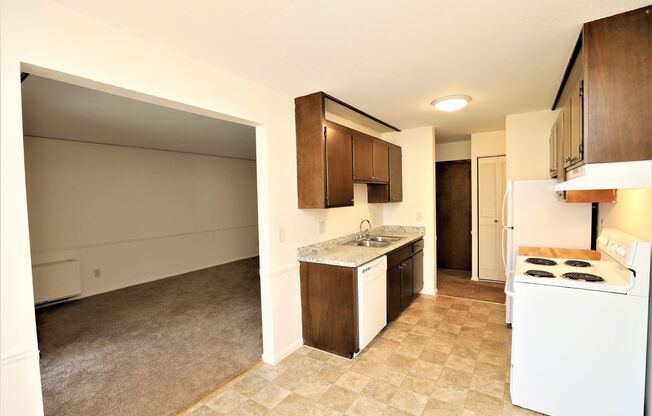 Studio, 1 bath, 600 sqft, $1,025