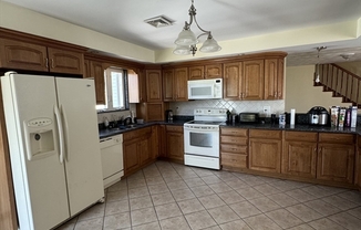 4 beds, 1.5 baths, 1,518 sqft, $4,000, Unit 2