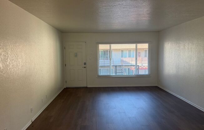 2 beds, 1 bath, 806 sqft, $2,540, Unit 5041A