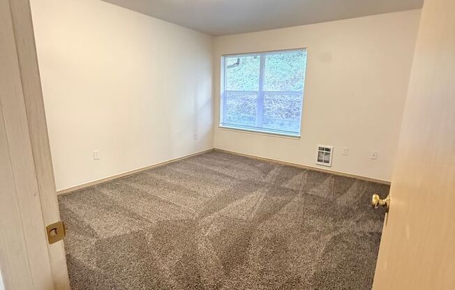 2 beds, 2 baths, 1,120 sqft, $1,695, Unit 3754