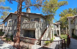 Cute Condo close to the Strip!!!