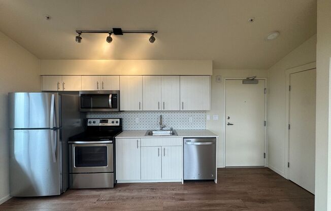 Studio, 1 bath, 179 sqft, $1,799, Unit 526
