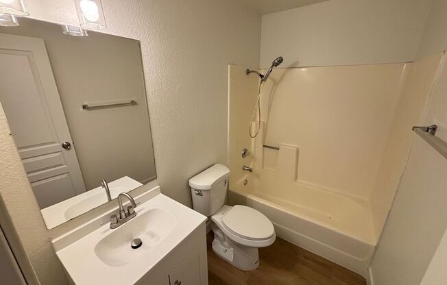 3431 E Cheyenne Ave Unit C