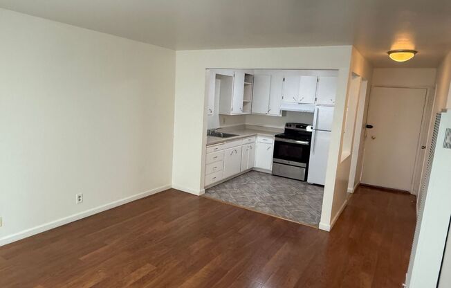 Stannage Ave, 411