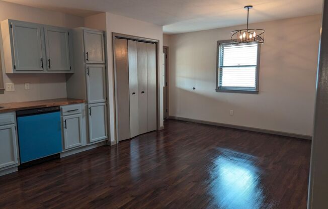 3 beds, 2 baths, $1,705