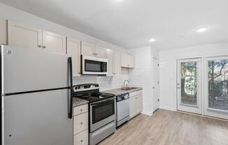 2 beds, 2 baths, 777 sqft, $1,395, Unit 691-I