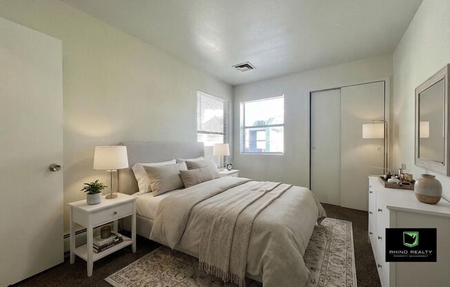 2 beds, 1 bath, 790 sqft, $915, Unit I216