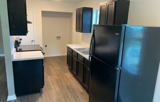 3 beds, 1 bath, $1,295