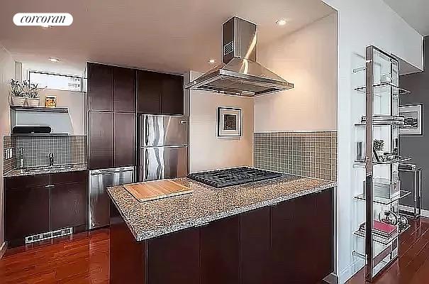 1 bed, 1 bath, 821 sqft, $5,800, Unit 24A