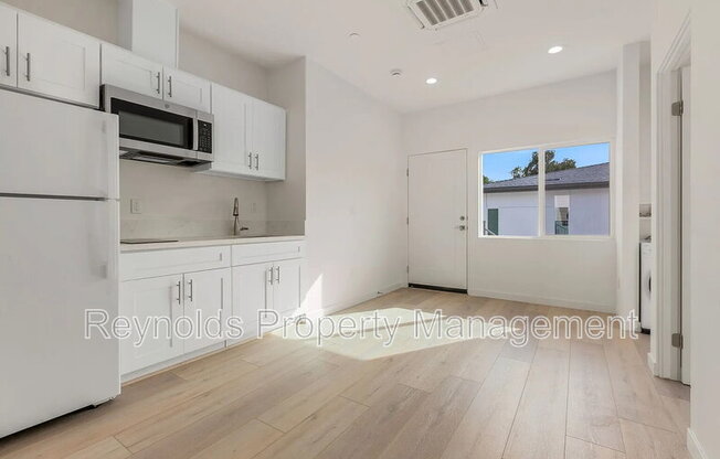 22332 BONITA CT